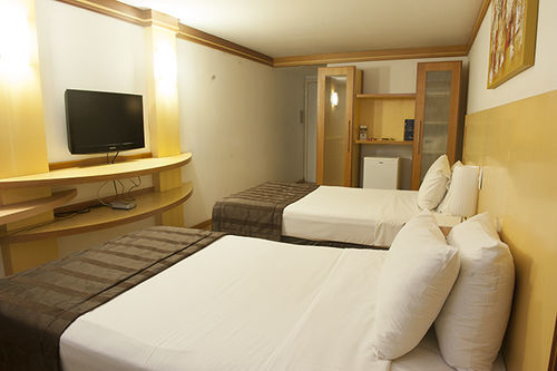 Planalto Bittar E Eventos Hotel 4*
